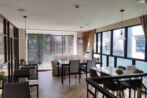 Condo in Bangkok, Thailand, 2 bedrooms  № 147018 - photo 4