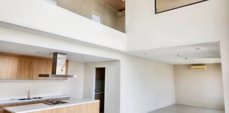 Duplex à Bangkok, Thaïlande 3 chambres № 147017