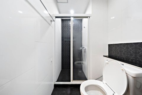 Condo à Chatuchak, Bangkok, Thaïlande, 3 chambres  № 138551 - photo 11