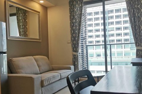 Studio in the Condo in Khlong Toei, Bangkok, Thailand № 138553 - photo 1