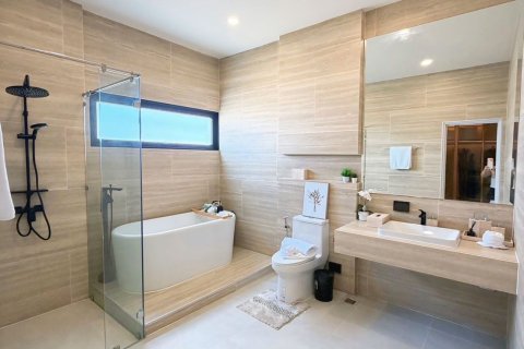 Maison à Bang Lamung, Thaïlande 5 chambres № 172392 - photo 17