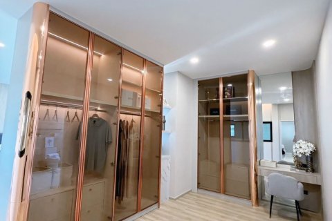 Maison à Bang Lamung, Thaïlande 5 chambres № 172392 - photo 21