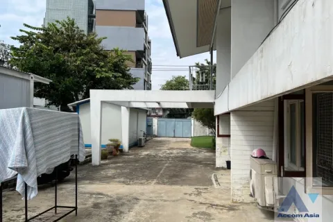 Haus in Watthana, Bangkok, Thailand 4 Schlafzimmer № 215956 - Foto 3