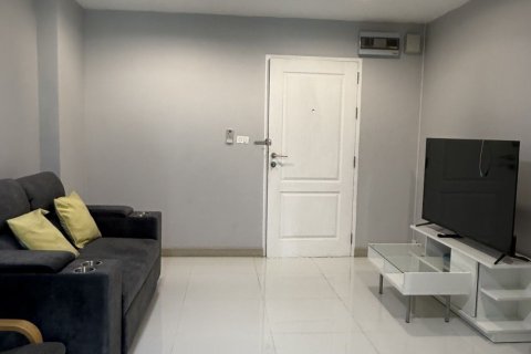 Студия в кондо в Клонг Тоэй, Бангкок, Таиланд № 148879 - фото 4