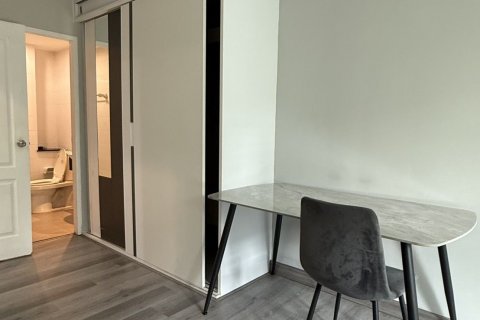 Студия в кондо в Клонг Тоэй, Бангкок, Таиланд № 148879 - фото 8