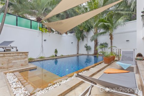 Дом в Паттайе, Таиланд с 5 спальнями  № 177809 - фото 10