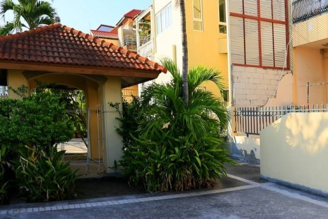 Propriété commerciale à Pattaya, Thaïlande 650 m2 № 177808 - photo 17