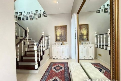 House in Pattaya, Thailand 3 bedrooms № 177807 - photo 8