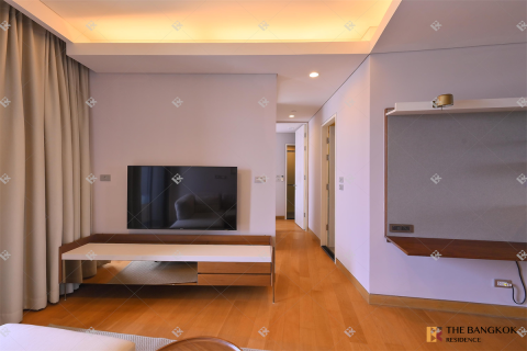 Condo in Bangkok, Thailand, 2 bedrooms  № 187847