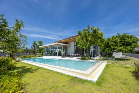 Villa in Phuket, Thailand 4 bedrooms № 152421 - photo 13