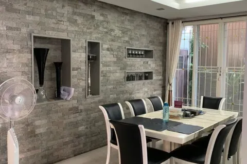 House in Din Daeng, Bangkok, Thailand 4 bedrooms № 153484 - photo 3