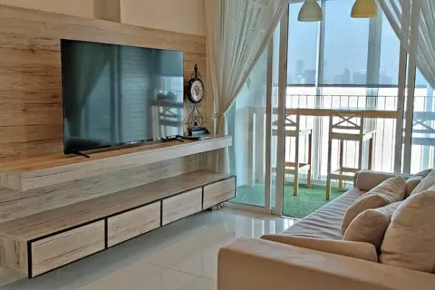 Condo in Ratchathewi, Bangkok, Thailand, 2 bedrooms  № 153486 - photo 1