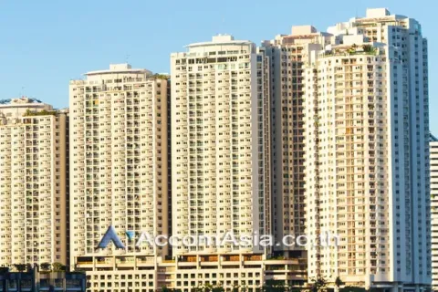 Condo in Yan Nawa, Bangkok, Thailand, 3 bedrooms  № 220376