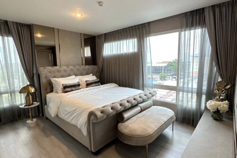 Кондоминиум с 2 спальнями в Бангкоке, Таиланд № 155957 - фото 5