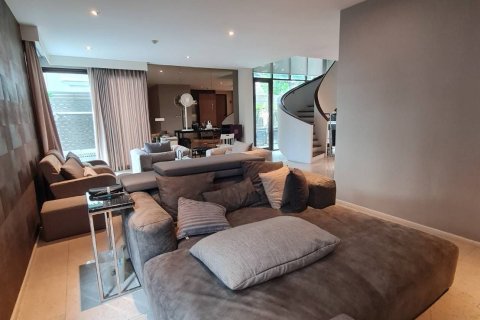 Кондоминиум с 2 спальнями в Ян Наве, Бангкок, Таиланд № 155954 - фото 9