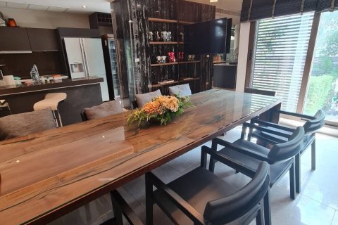 Кондоминиум с 2 спальнями в Ян Наве, Бангкок, Таиланд № 155954 - фото 6