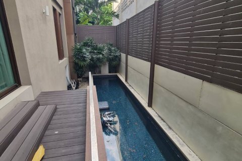 Кондоминиум с 2 спальнями в Ян Наве, Бангкок, Таиланд № 155954 - фото 13