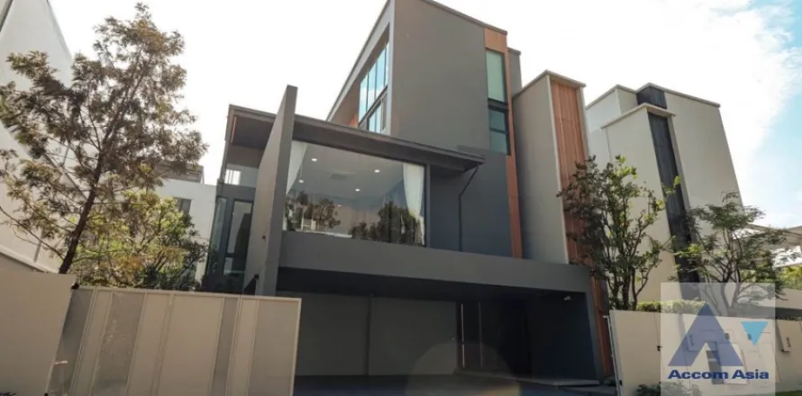 Haus in Saphan Sung, Bangkok, Thailand 5 Schlafzimmer № 216287