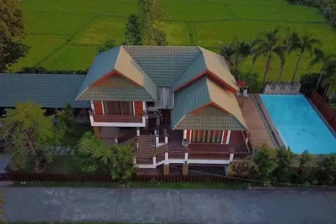 Duplex in Mae Rim, Thailand 5 bedrooms № 136896 - photo 1