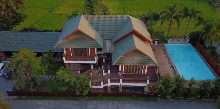 Duplex in Mae Rim, Thailand 5 bedrooms № 136896