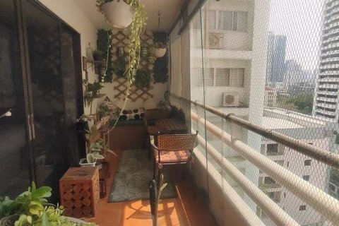 Condo in Watthana, Bangkok, Thailand, 3 bedrooms  № 136895 - photo 5