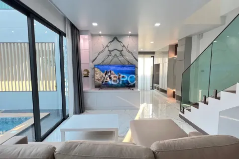 Casa de 3 dormitorios en Pattaya, Tailandia № 211842 - foto 5