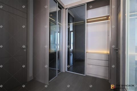 Condo in Bangkok, Thailand, 2 bedrooms  № 191012 - photo 5