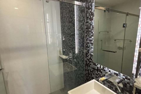 Studio in the Condo in Pathum Wan, Bangkok, Thailand № 167814 - photo 10