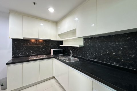 Condo à Huai Khwang, Bangkok, Thaïlande, 3 chambres  № 167813 - photo 5