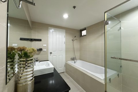Condo à Huai Khwang, Bangkok, Thaïlande, 3 chambres  № 167813 - photo 11