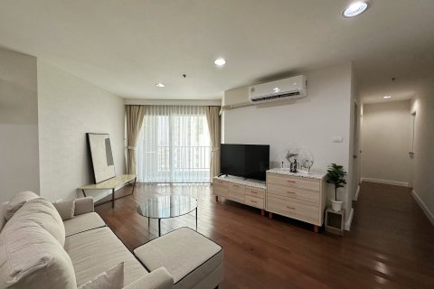 Condo à Huai Khwang, Bangkok, Thaïlande, 3 chambres  № 167813 - photo 2