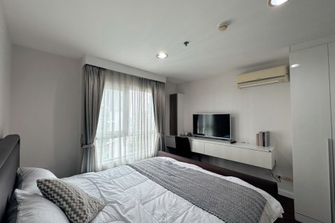 Condo à Huai Khwang, Bangkok, Thaïlande, 3 chambres  № 167813 - photo 6