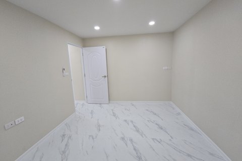 Кондоминиум с 2 спальнями в Сатхоне, Бангкок, Таиланд № 151328 - фото 1