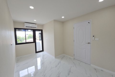 Кондоминиум с 2 спальнями в Сатхоне, Бангкок, Таиланд № 151328 - фото 13