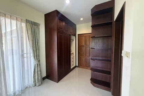 Вилла в Хуа Хине, Таиланд с 3 спальнями  № 151332 - фото 16