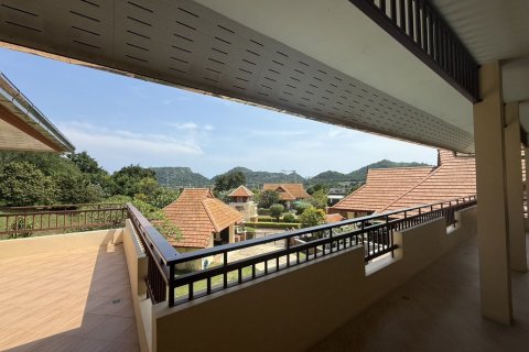 Вилла в Хуа Хине, Таиланд с 3 спальнями  № 151332 - фото 17