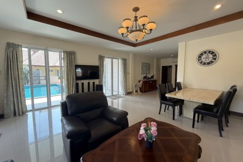 Вилла в Хуа Хине, Таиланд с 3 спальнями  № 151332 - фото 30