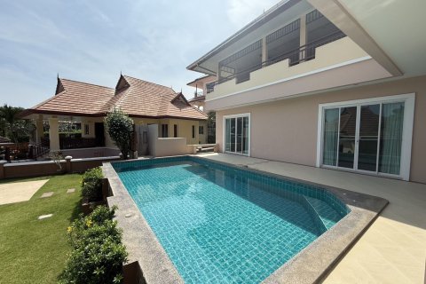 Вилла в Хуа Хине, Таиланд с 3 спальнями  № 151332 - фото 7