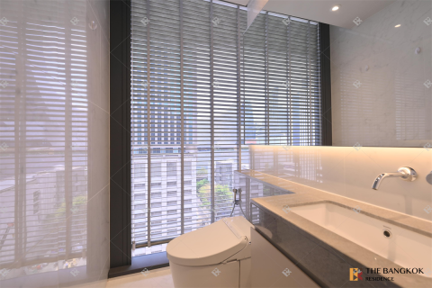 Condo in Bangkok, Thailand, 2 bedrooms  № 189865