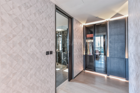 Condo in Bangkok, Thailand, 2 bedrooms № 184528 - photo 4