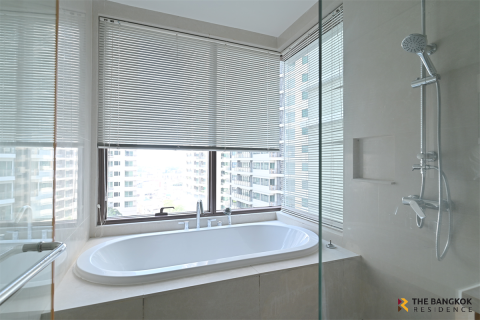 Condo à Bangkok, Thaïlande, 2 chambres № 184529 - photo 9