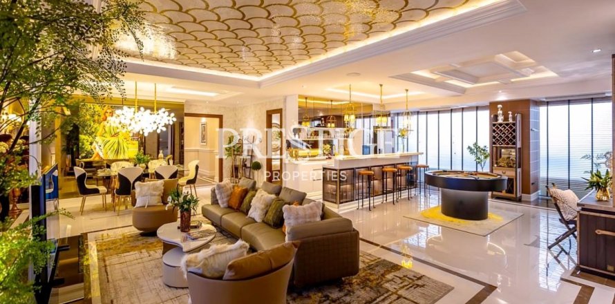 Condo in Pattaya, Thailand, 3 bedrooms № 197489