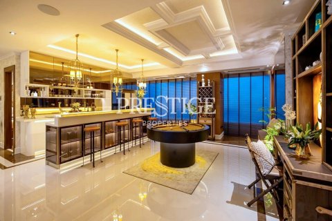 Condo in Pattaya, Thailand, 3 bedrooms № 197489 - photo 5