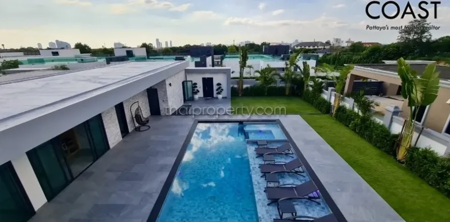 Casa de 6 dormitorios en Pattaya, Tailandia № 213152