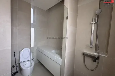 Casa de 4 dormitorios en Pattaya, Tailandia № 213154 - foto 9