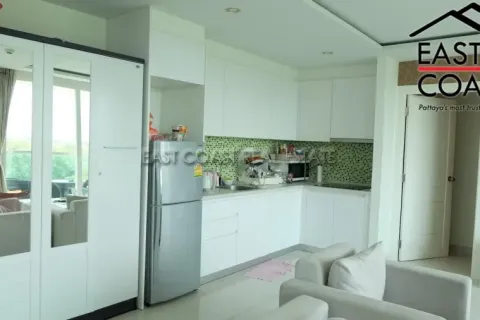 Condominio de 2 dormitorios en Jomtien Beach, Pattaya, Tailandia № 213151 - foto 6