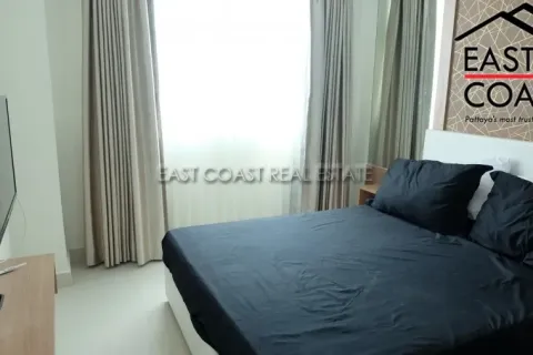 Condominio de 2 dormitorios en Jomtien Beach, Pattaya, Tailandia № 213151 - foto 17