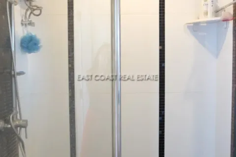 Condominio de 2 dormitorios en Jomtien Beach, Pattaya, Tailandia № 213151 - foto 14