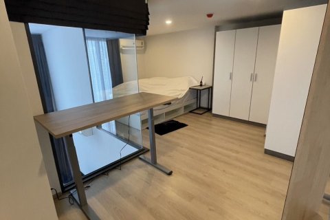 Condo in Khlong Toei, Bangkok, Thailand, 2 bedrooms № 157141 - photo 2