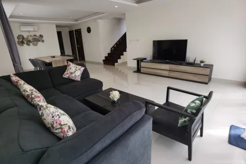 Villa in Phuket, Thailand 5 bedrooms № 157145 - photo 16